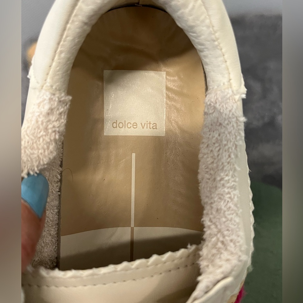 Dolce Vita Azalia Floral Embroidered Espadrille Lace-Up Sneakers. Multicolored 9 - Picture 13 of 16